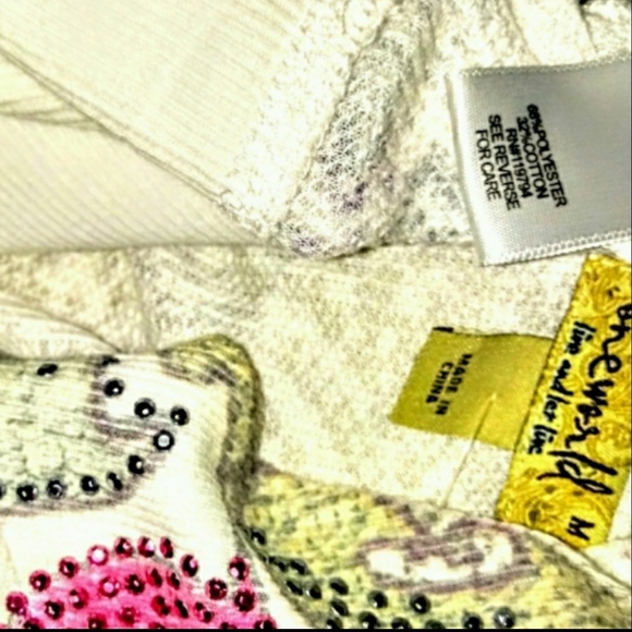 One World Top Size M Waffle Rhinestone Paisley NEW - Picture 16 of 16